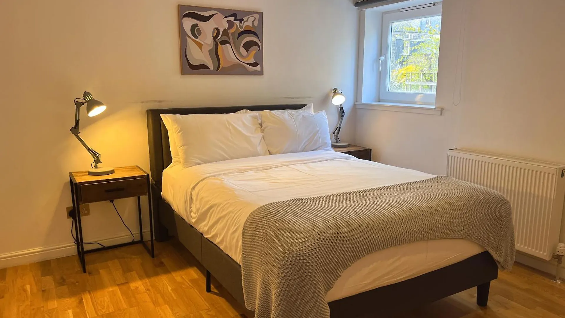 شقة Private Parking 2 Bed 2 Bath إدنبرة